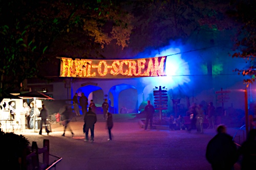 Howl O Scream Haunts Busch Gardens Williamsburg